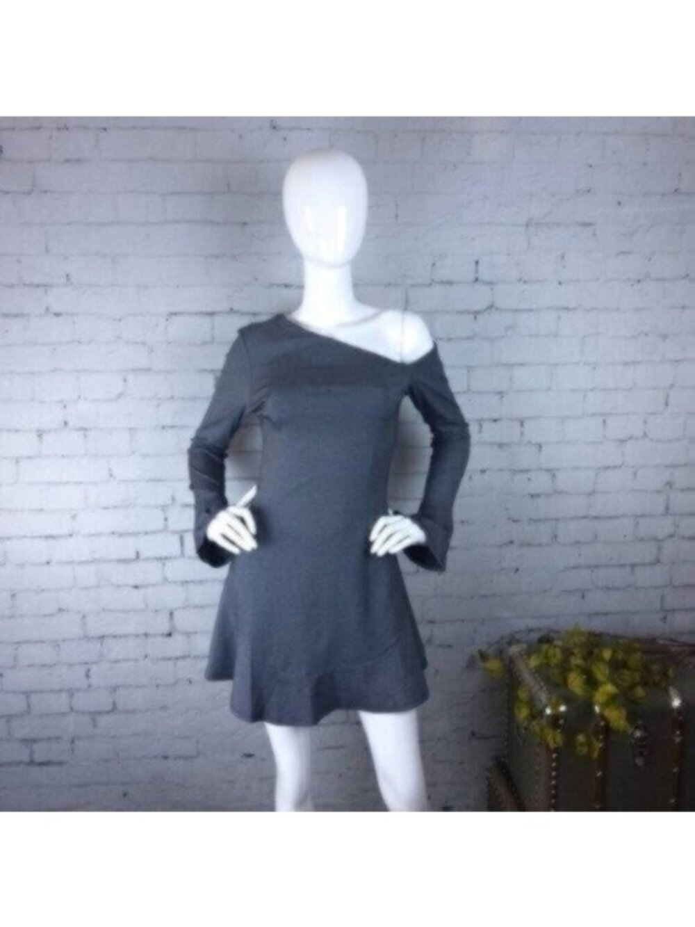 Bobi Black Asymmetrical Bell Sleeve Skater Dress Small